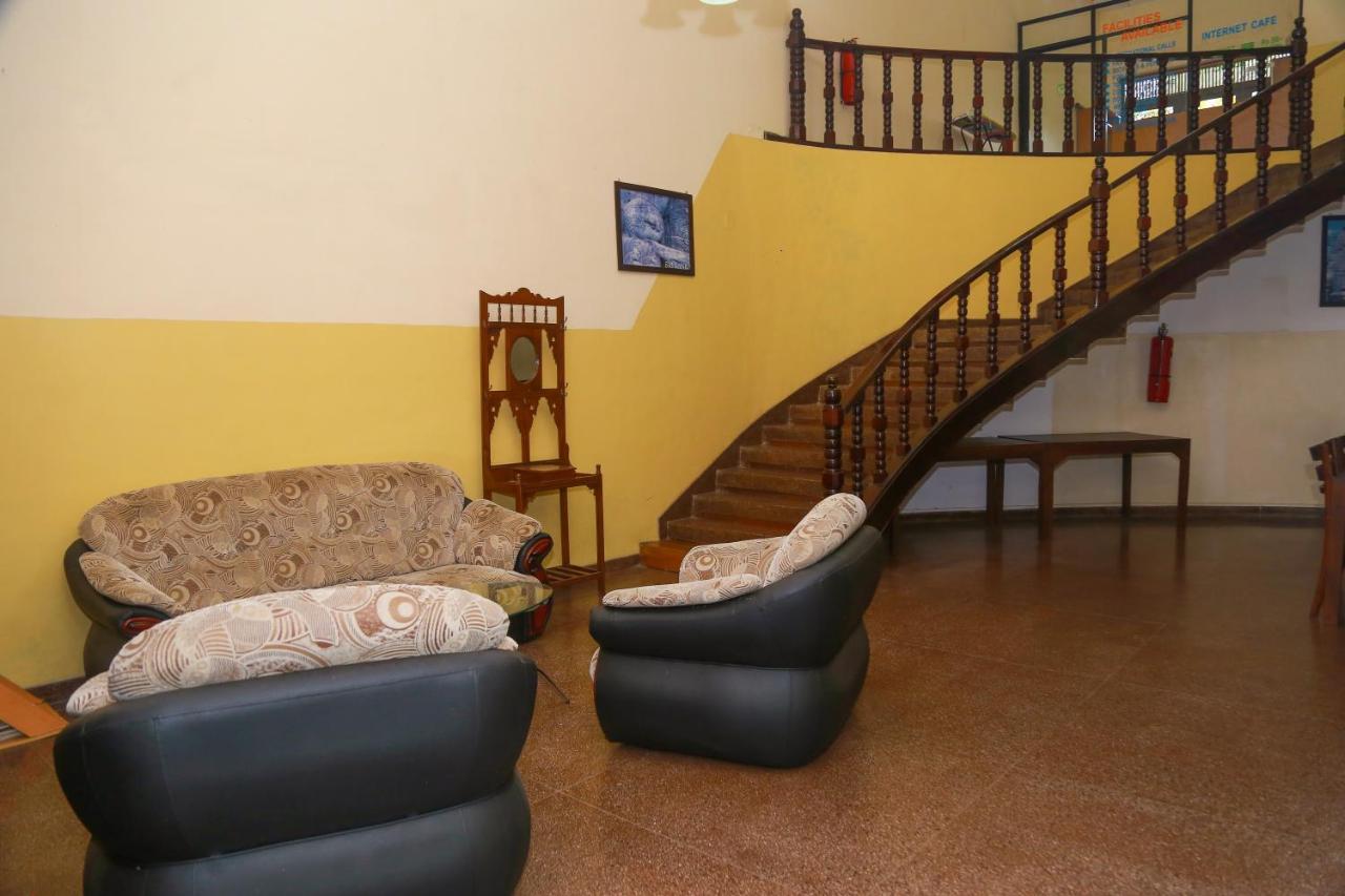 Milano Tourist Rest Hotel Anuradhapura Exterior photo